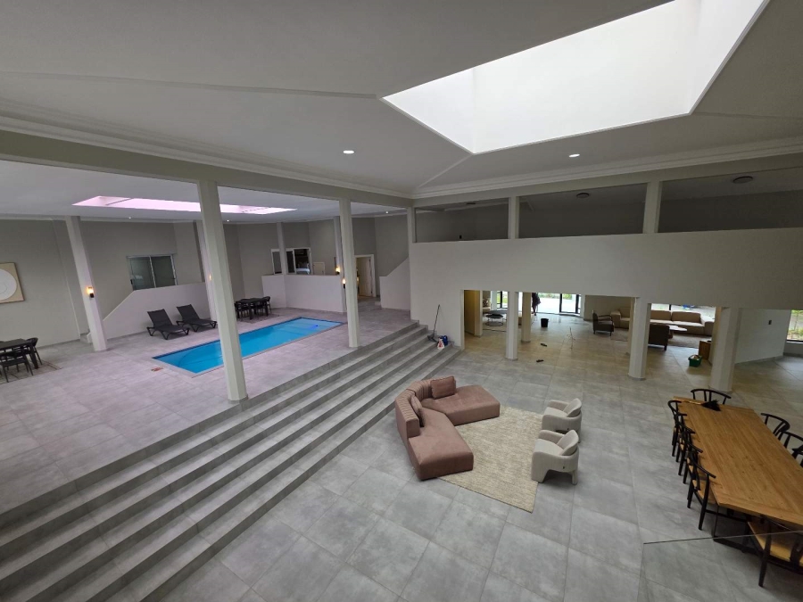 5 Bedroom Property for Sale in Plattekloof Western Cape